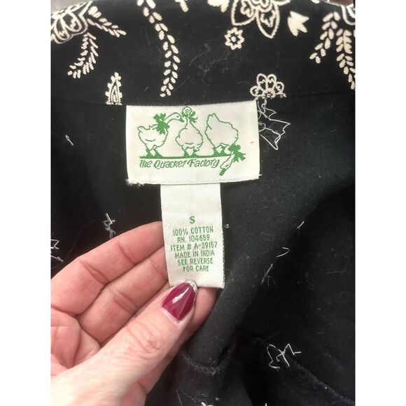 B&W Quacker Factory Black Handkerchief Print Beaded Embroidered Jacket Size S - Picture 5 of 8